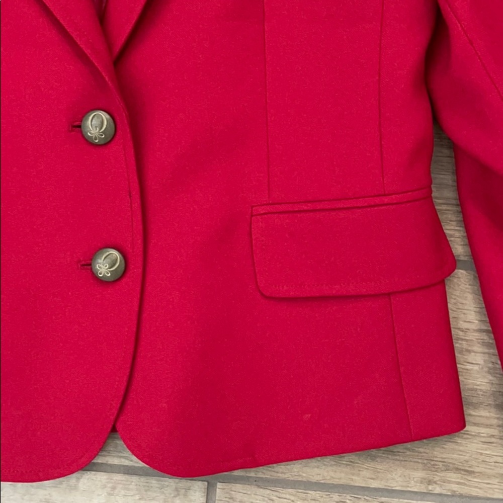 Blazer - Picture 2 of 4